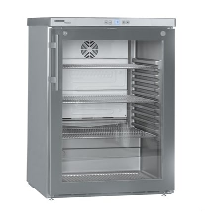 מקרר מתחת לדלפק